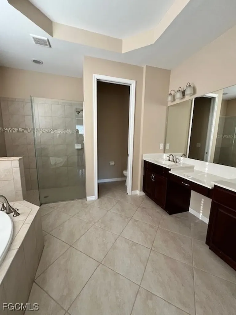 1819 SW 39th Terrace Cape Coral FL 33914