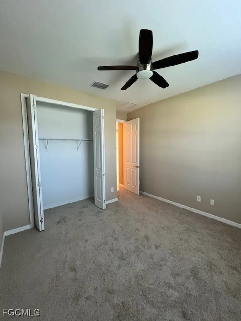 1819 SW 39th Terrace Cape Coral FL 33914