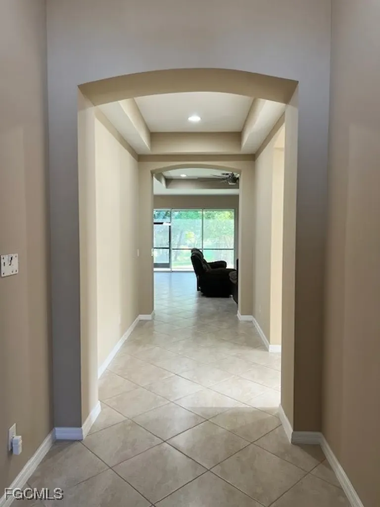1819 SW 39th Terrace Cape Coral FL 33914