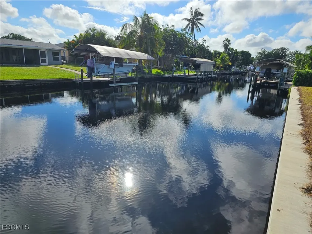 5275 Tiffany Court Cape Coral FL 33904