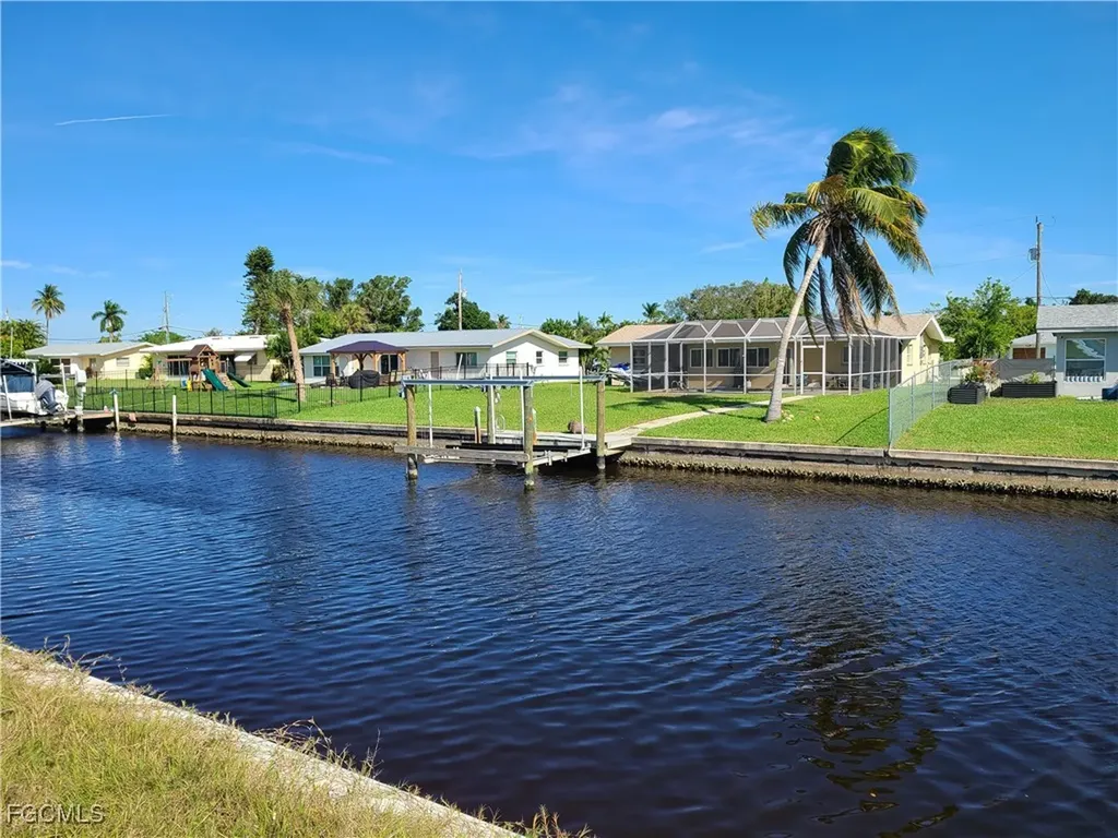 5275 Tiffany Court Cape Coral FL 33904