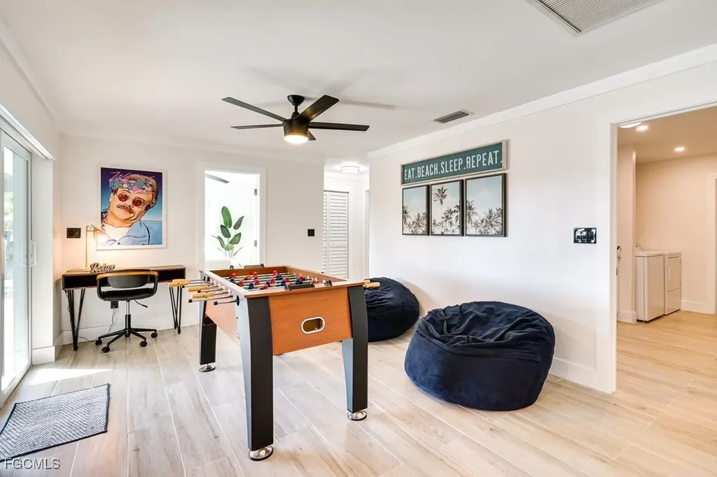 6359 Plumosa Avenue Fort Myers FL 33908