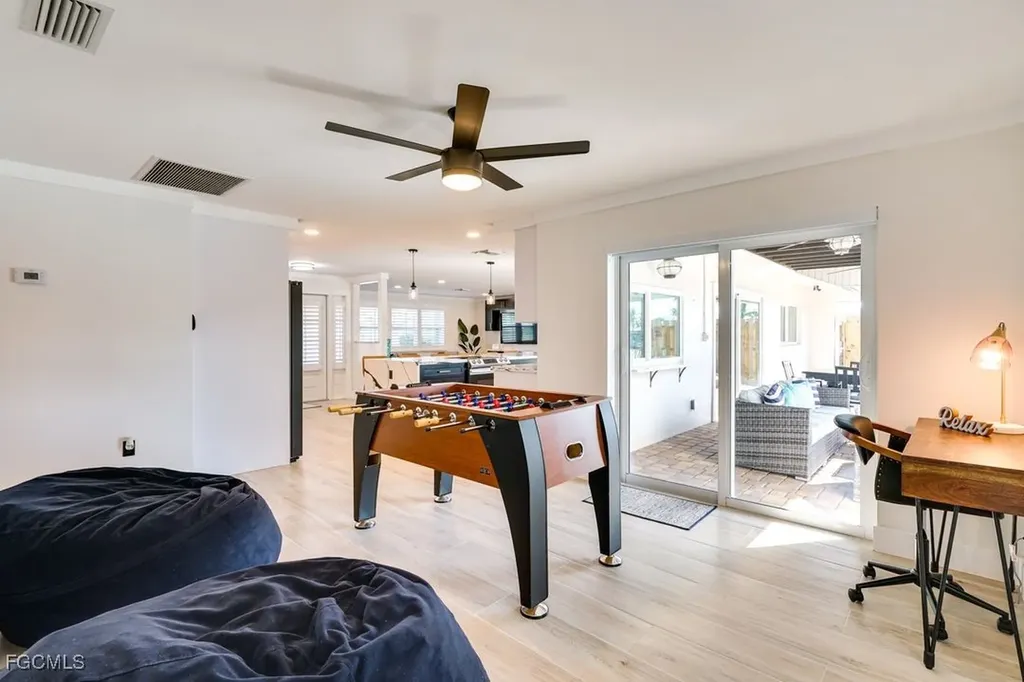 6359 Plumosa Avenue Fort Myers FL 33908