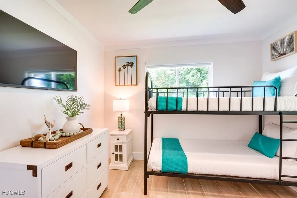 6359 Plumosa Avenue Fort Myers FL 33908