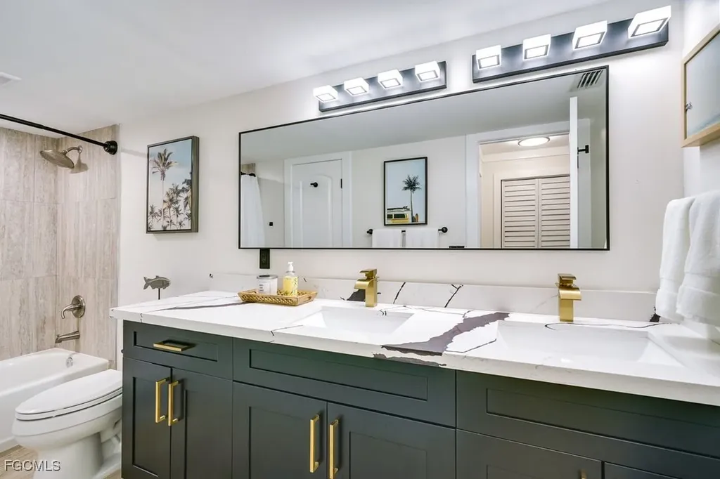 6359 Plumosa Avenue Fort Myers FL 33908