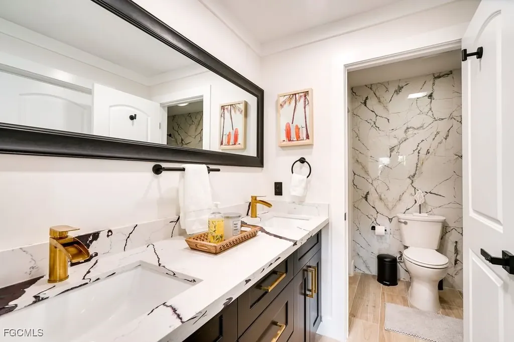 6359 Plumosa Avenue Fort Myers FL 33908