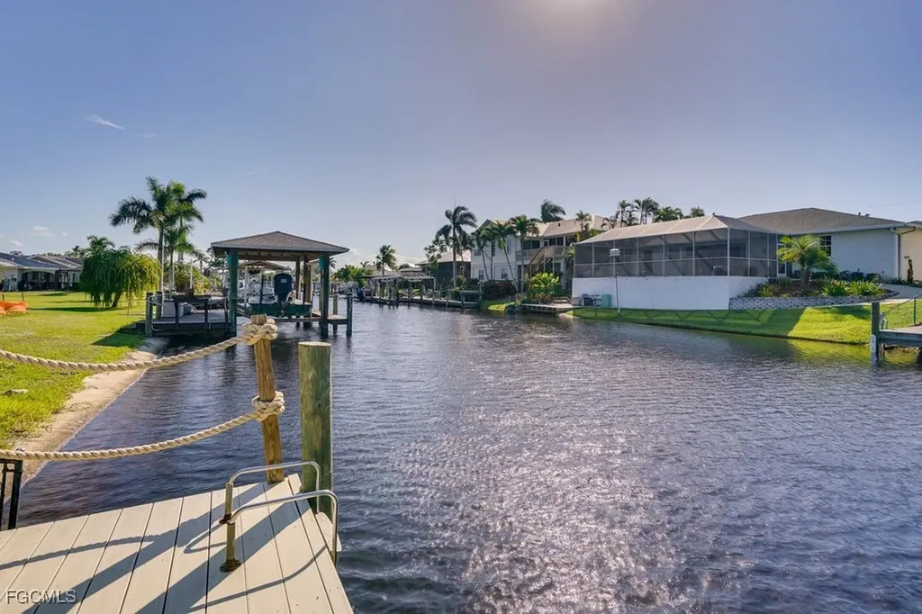 6359 Plumosa Avenue Fort Myers FL 33908