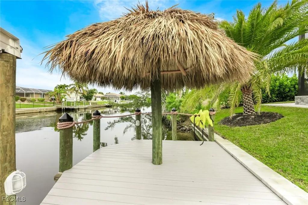 215 SE 28th Terrace Cape Coral FL 33904