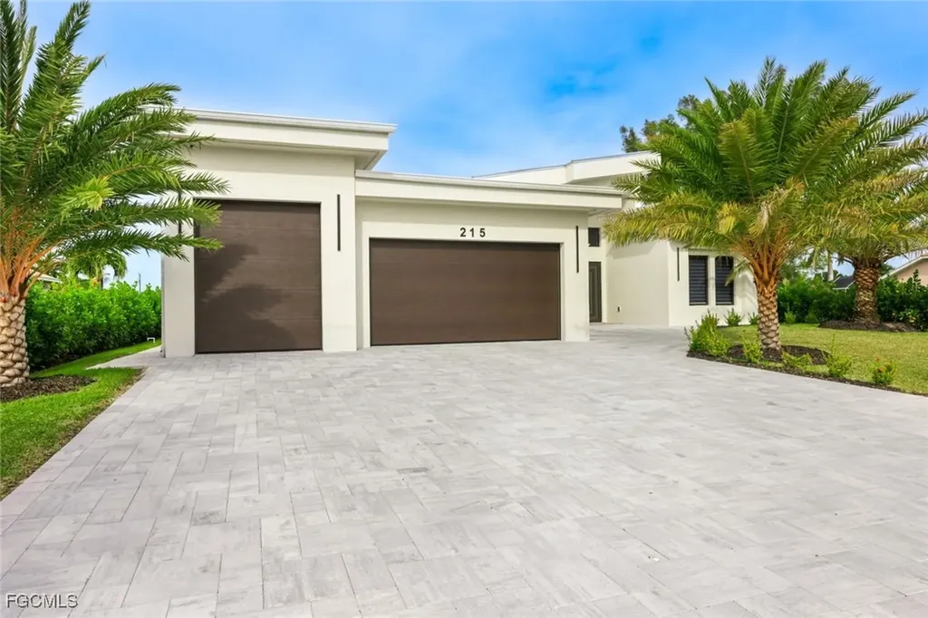 215 SE 28th Terrace Cape Coral FL 33904