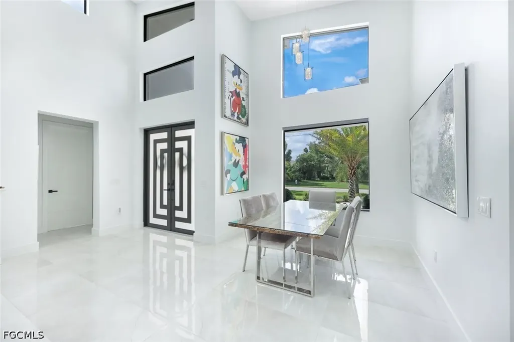 215 SE 28th Terrace Cape Coral FL 33904