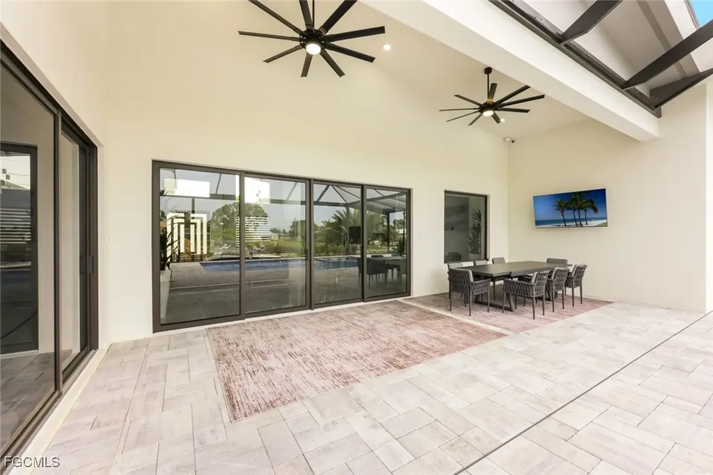 215 SE 28th Terrace Cape Coral FL 33904