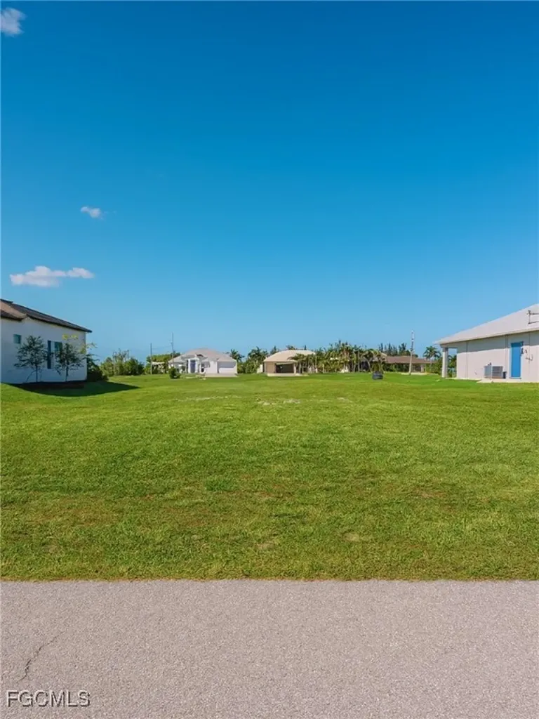 602 NW 38th Avenue Cape Coral FL 33993