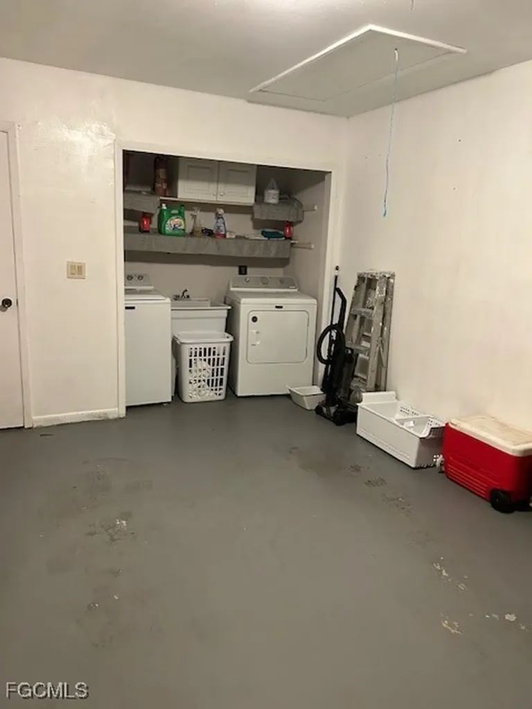 1237 Myerlee Country Club Boulevard Fort Myers FL 33919