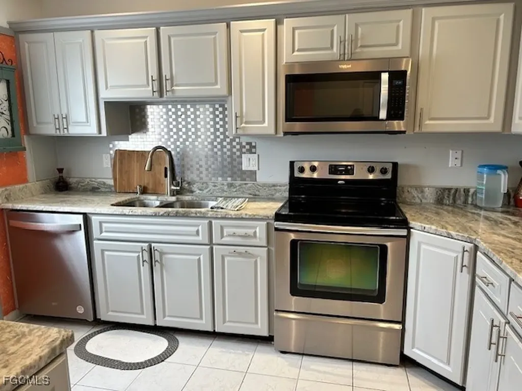 1237 Myerlee Country Club Boulevard Fort Myers FL 33919