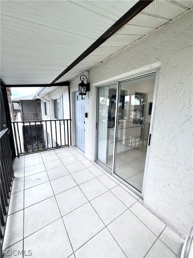 4079 Northlight Drive Naples FL 34112
