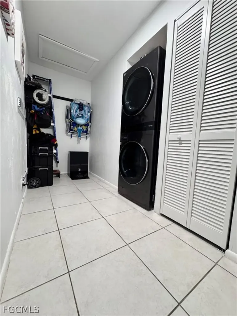 4079 Northlight Drive Naples FL 34112