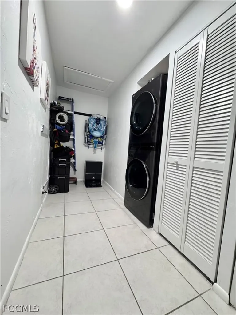 4079 Northlight Drive Naples FL 34112