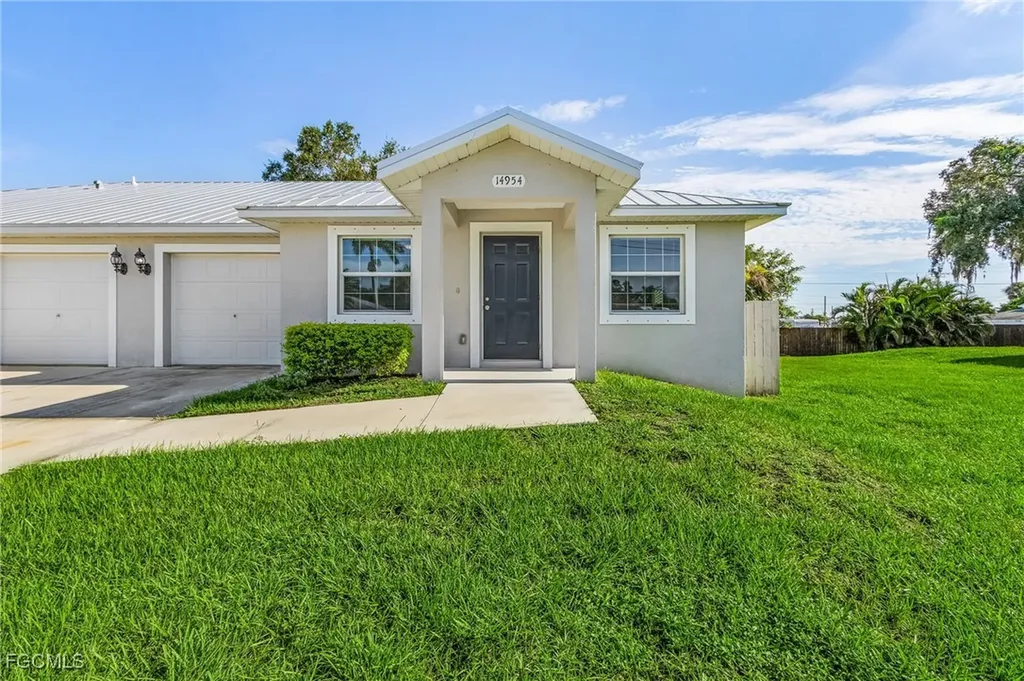 14954 Wise Way Fort Myers FL 33905