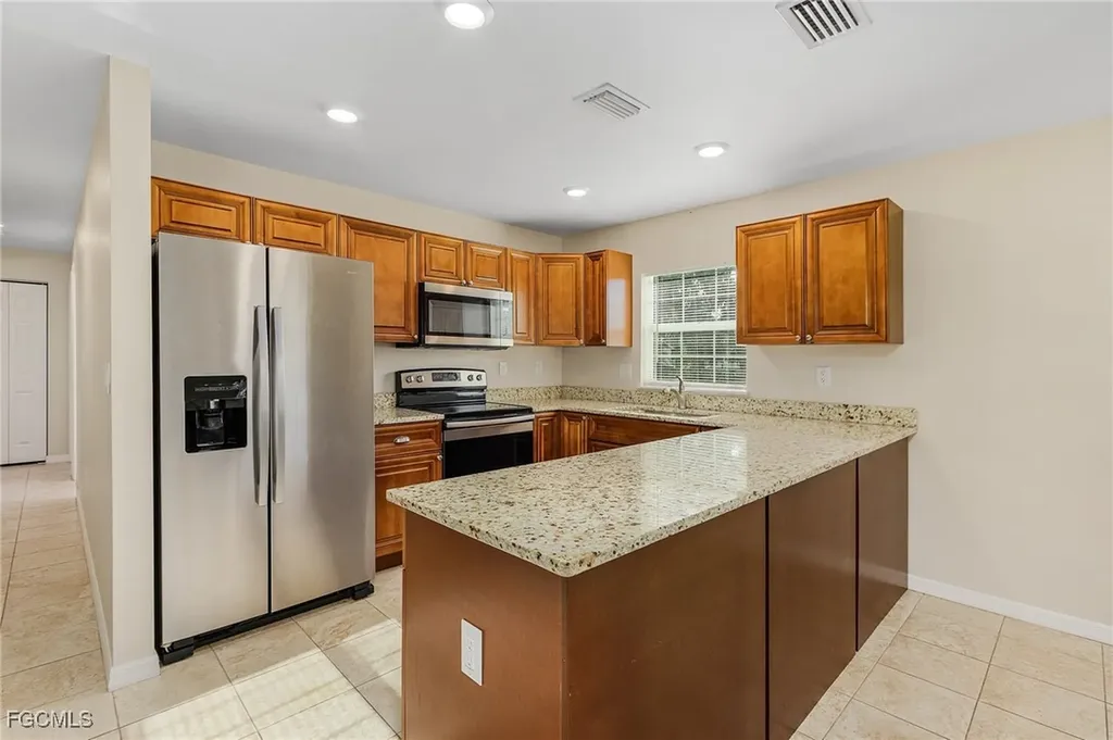 14954 Wise Way Fort Myers FL 33905