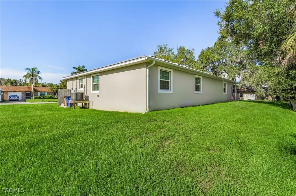 14962 Wise Way Fort Myers FL 33905