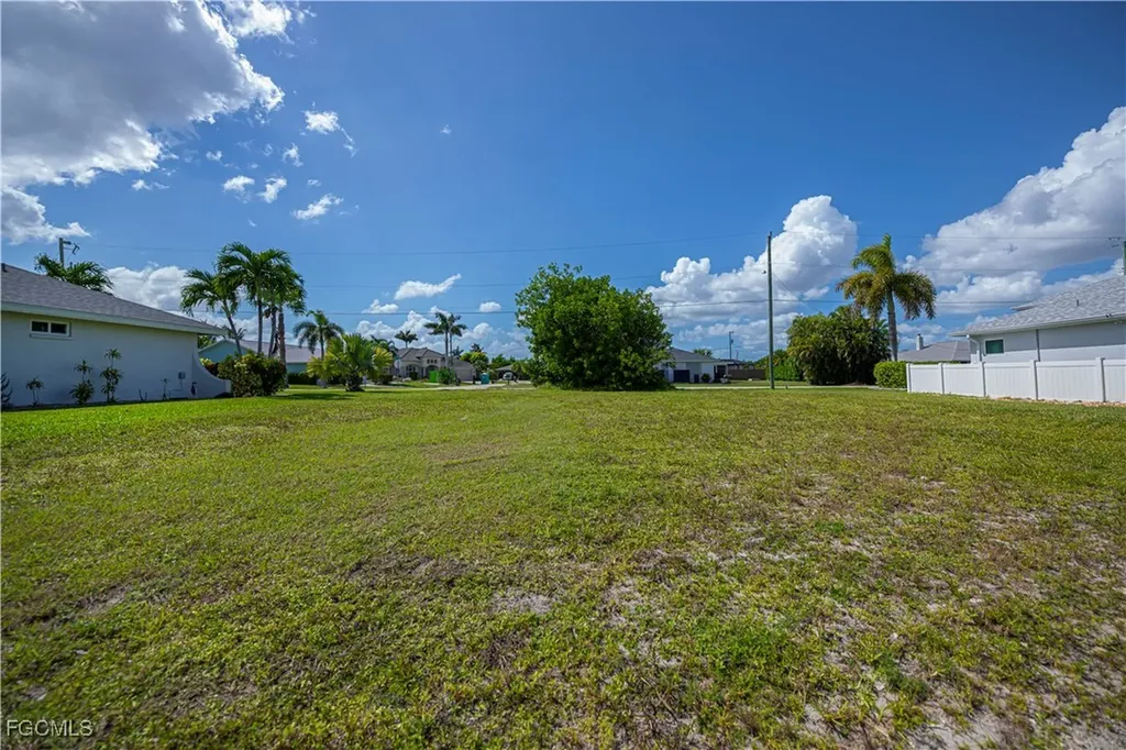3725 SE 13th Avenue Cape Coral FL 33904