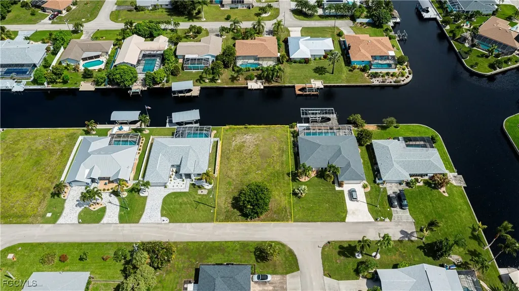 3725 SE 13th Avenue Cape Coral FL 33904