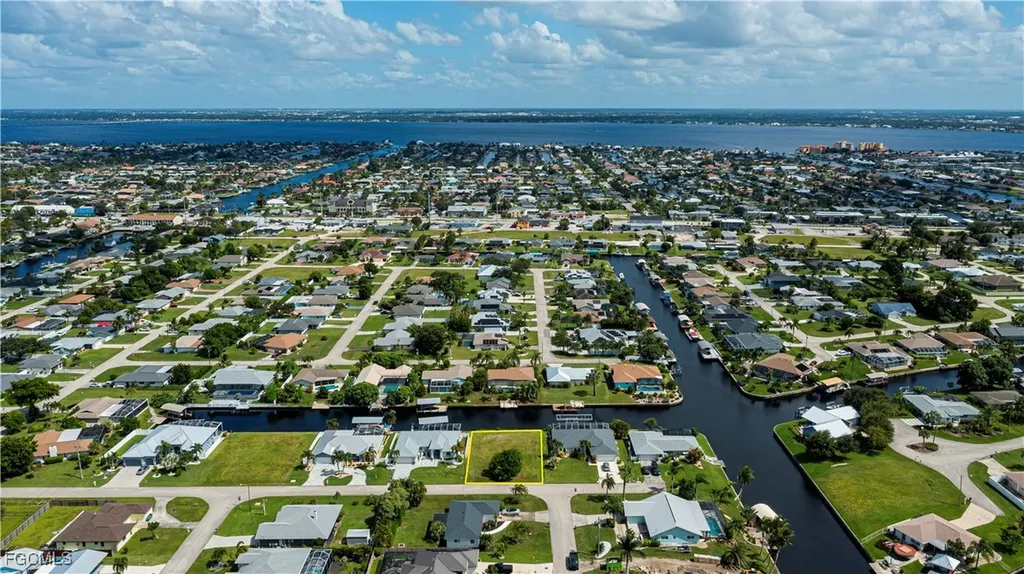 3725 SE 13th Avenue Cape Coral FL 33904