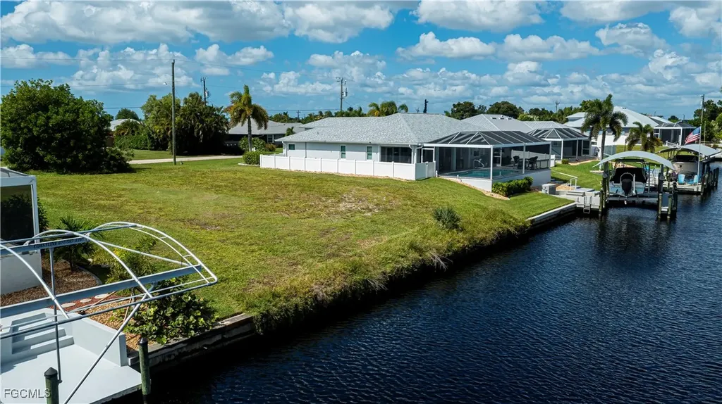 3725 SE 13th Avenue Cape Coral FL 33904