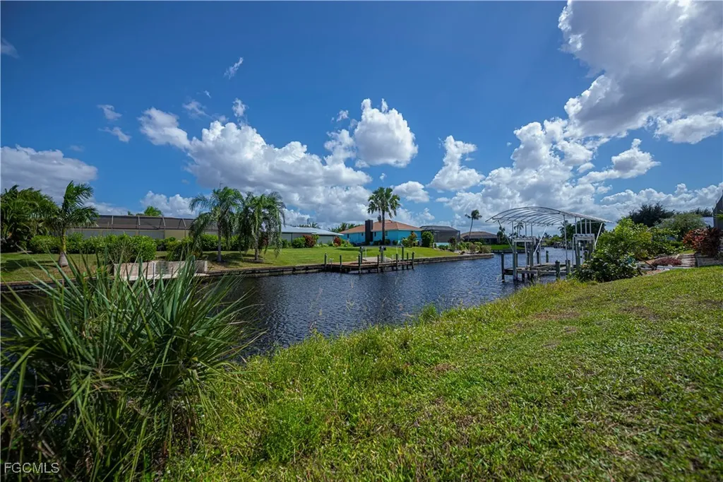 3725 SE 13th Avenue Cape Coral FL 33904