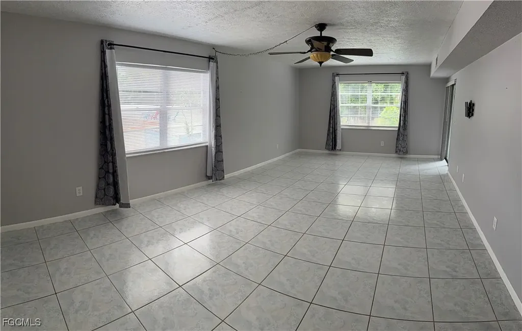 215 SE 15th Place Cape Coral FL 33990