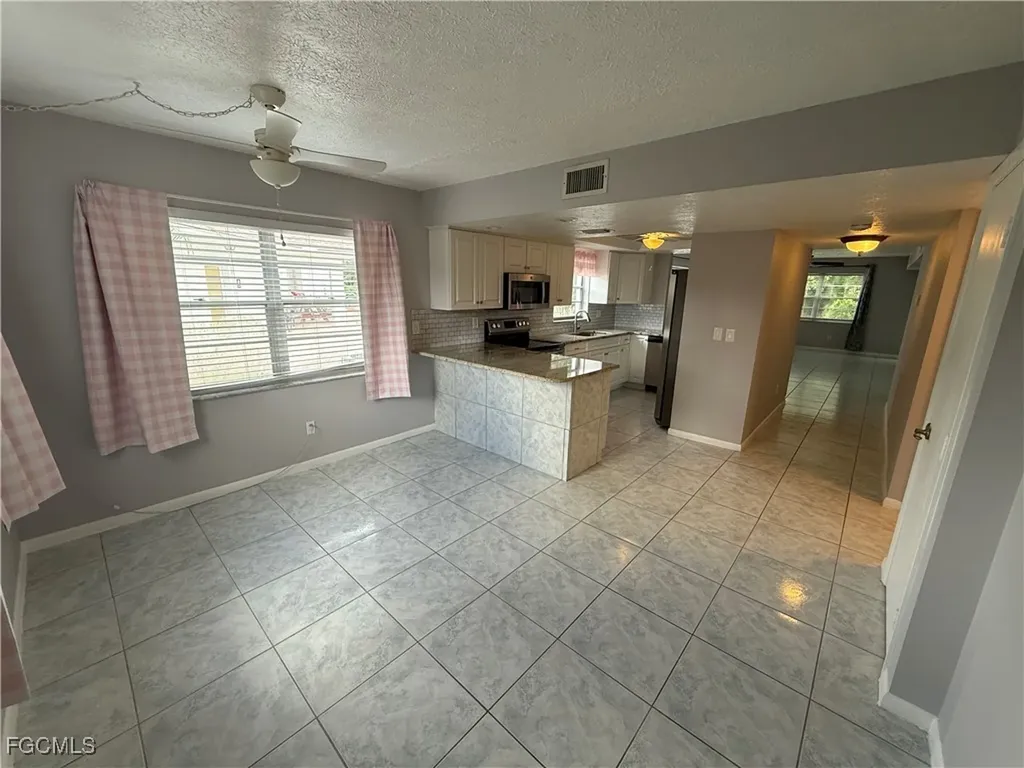 215 SE 15th Place Cape Coral FL 33990