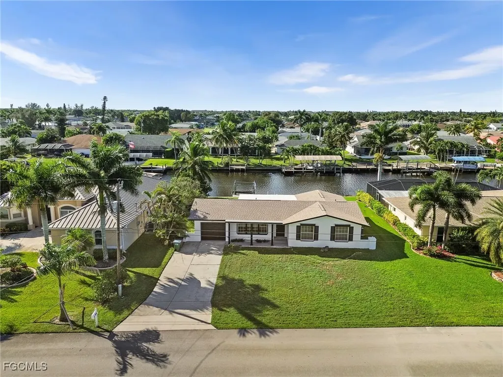 2014 SE 12th Terrace Cape Coral FL 33990