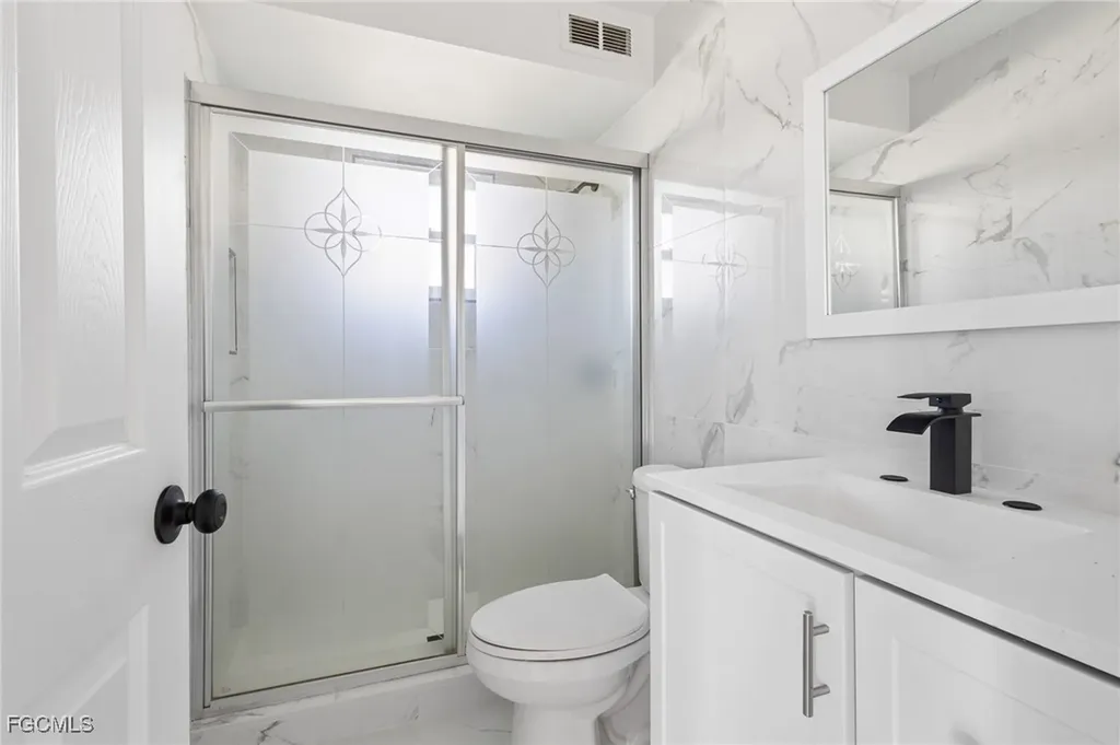 2014 SE 12th Terrace Cape Coral FL 33990