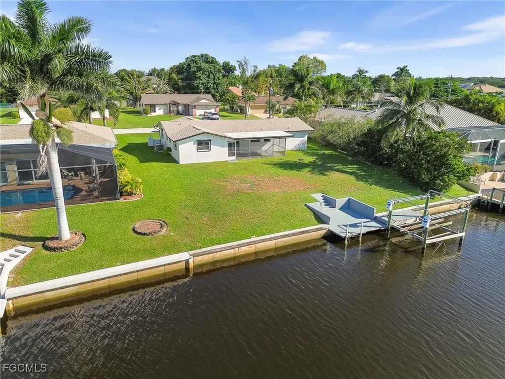2014 SE 12th Terrace Cape Coral FL 33990