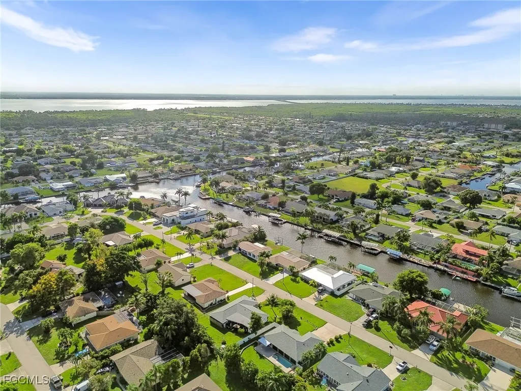 2014 SE 12th Terrace Cape Coral FL 33990