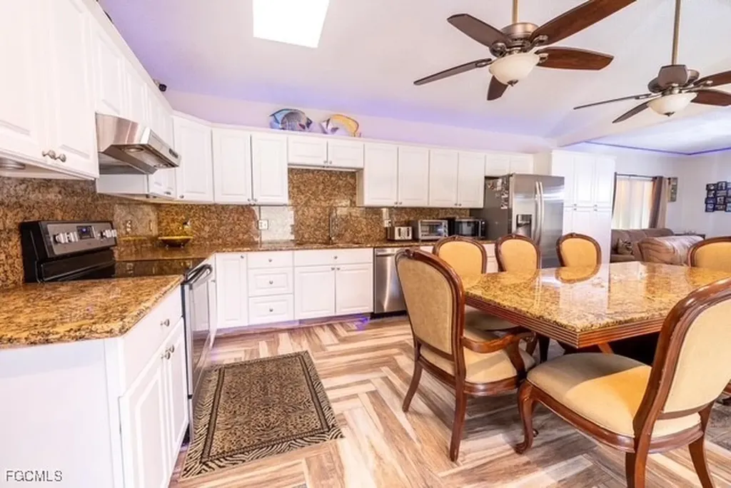 9697 Galley Court Fort Myers FL 33919