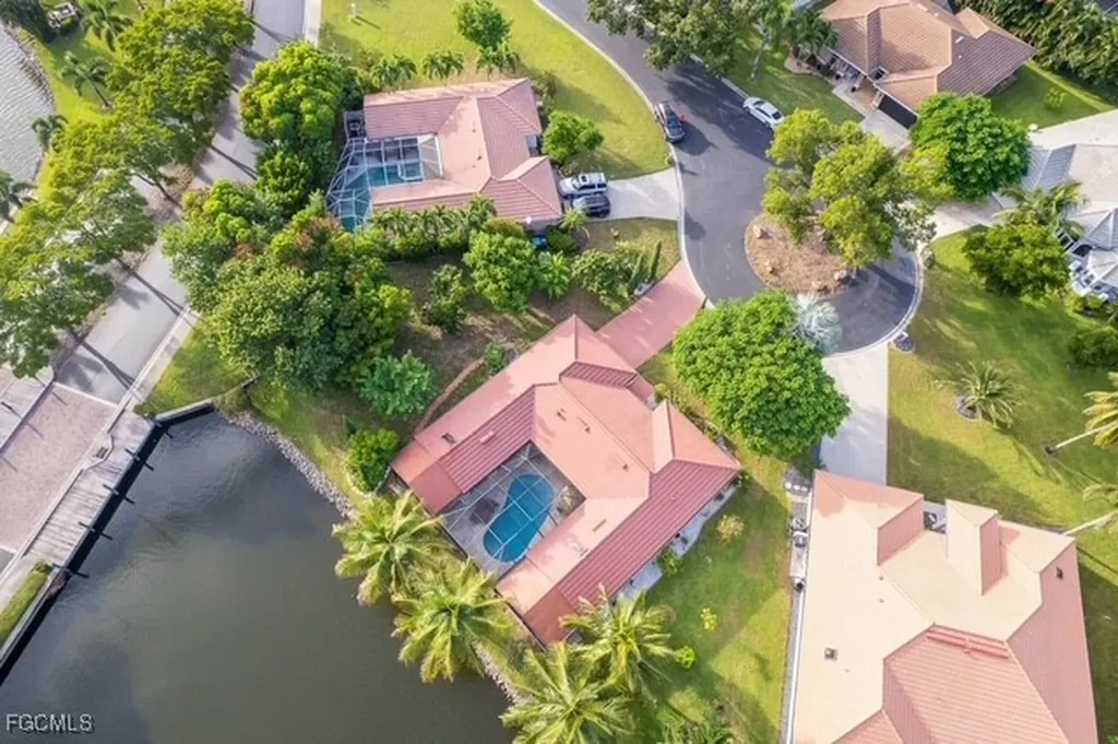 9697 Galley Court Fort Myers FL 33919