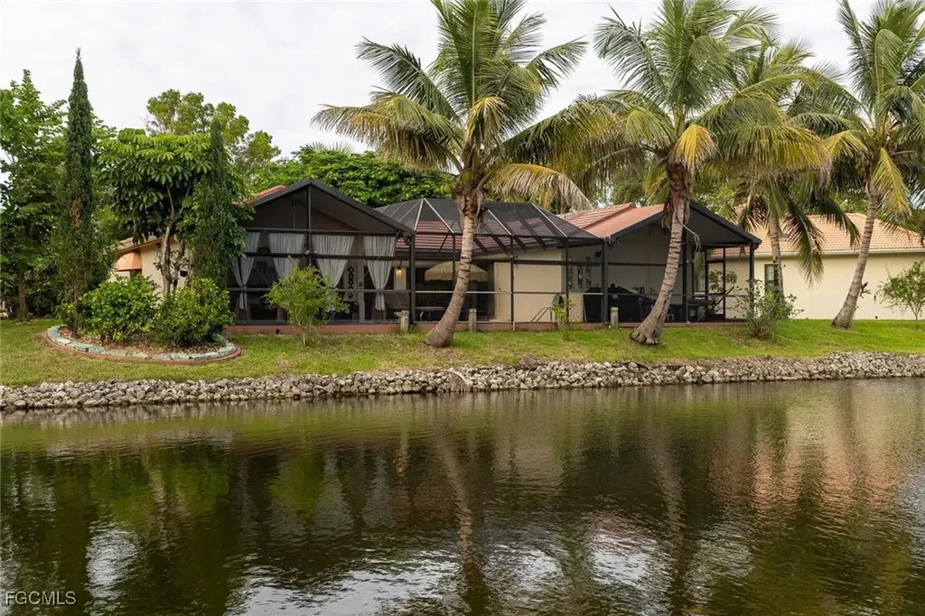 9697 Galley Court Fort Myers FL 33919