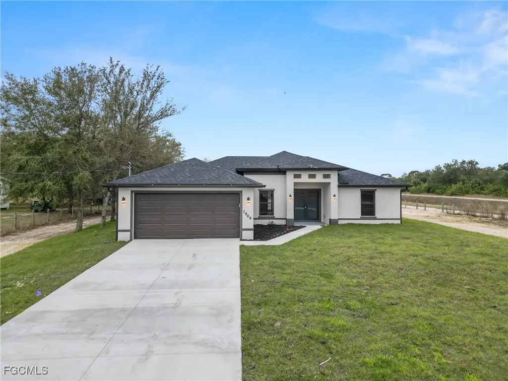 7537 19th Terrace Labelle FL 33935