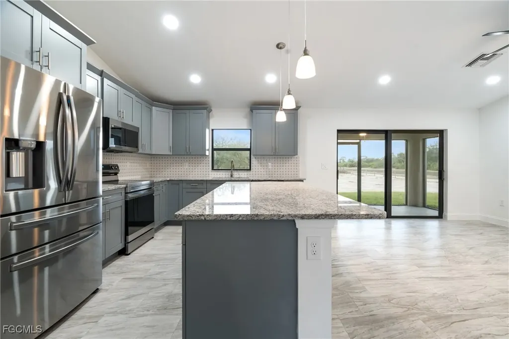 7537 19th Terrace Labelle FL 33935
