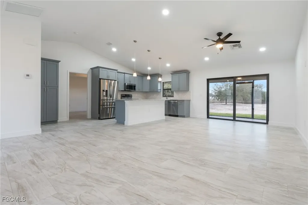7537 19th Terrace Labelle FL 33935