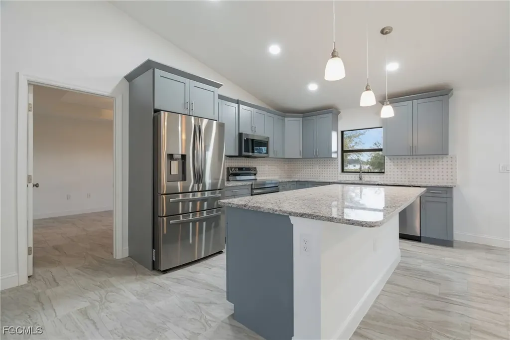 7537 19th Terrace Labelle FL 33935