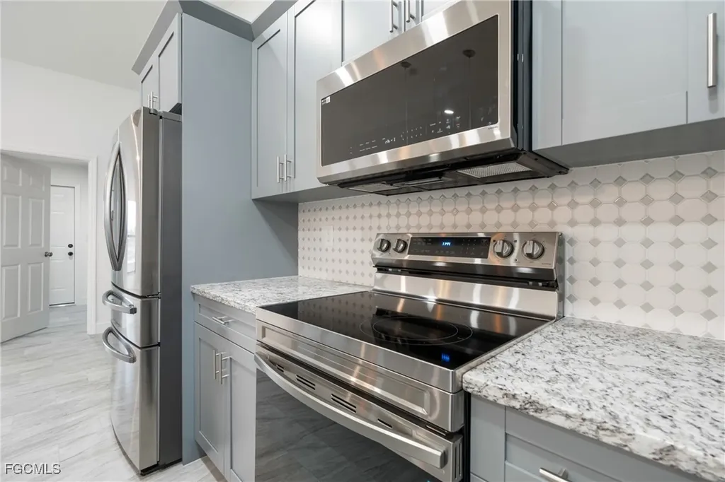 7537 19th Terrace Labelle FL 33935
