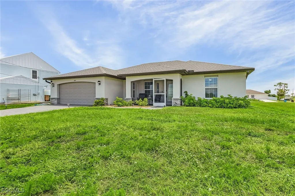 4049 NW 37th Avenue Cape Coral FL 33993