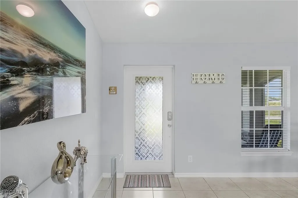 4049 NW 37th Avenue Cape Coral FL 33993