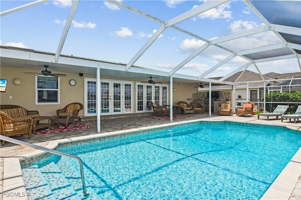 2019 SE 28th Terrace Cape Coral FL 33904