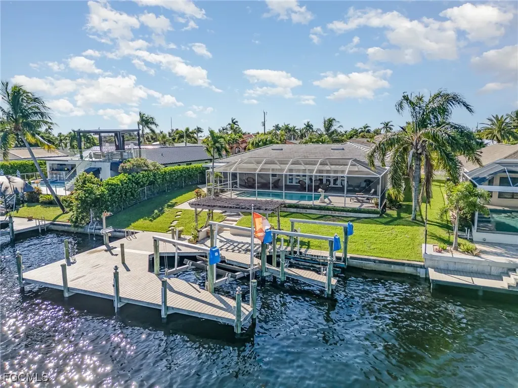 2019 SE 28th Terrace Cape Coral FL 33904