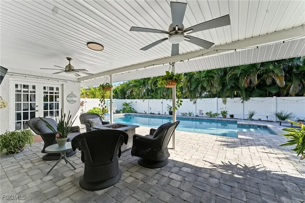 1310 SW 19th Lane Cape Coral FL 33991