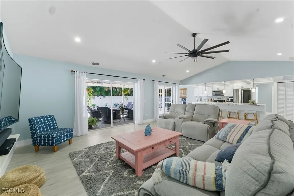 1310 SW 19th Lane Cape Coral FL 33991