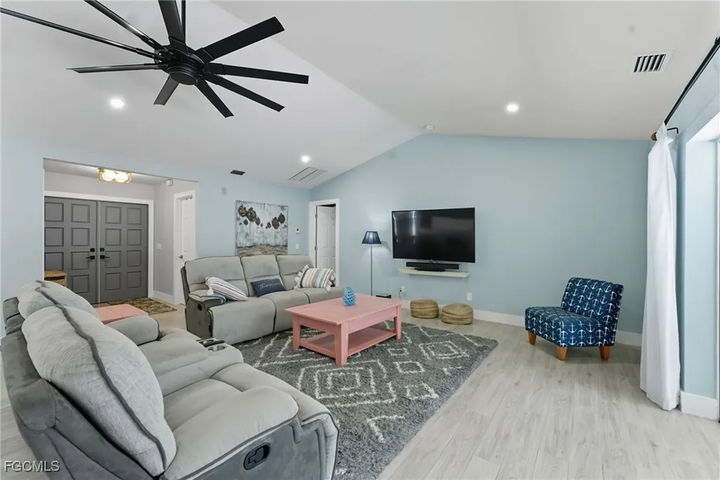 1310 SW 19th Lane Cape Coral FL 33991